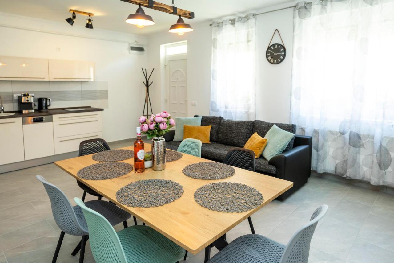 Apartmán Zsendulo Apartman Eger Exteriér fotografie